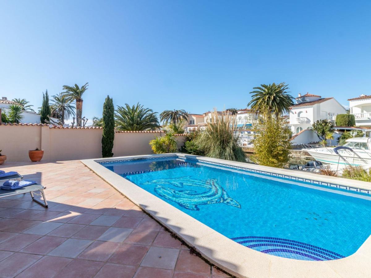 Holiday Home Bonica By Interhome Empuriabrava Exterior photo